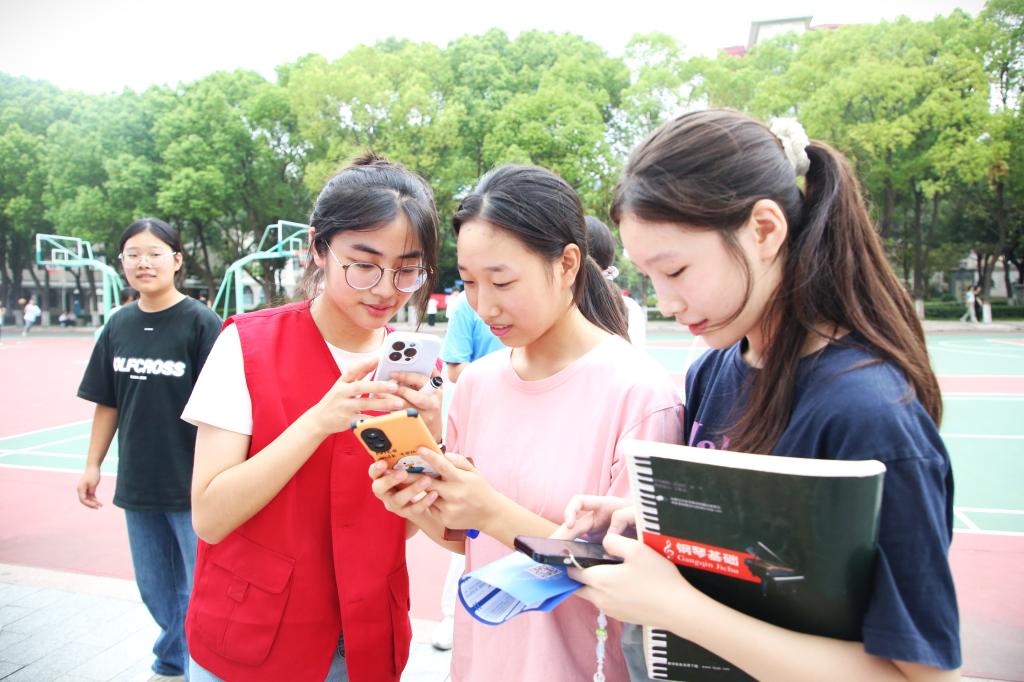 承德幼儿师范学校图片